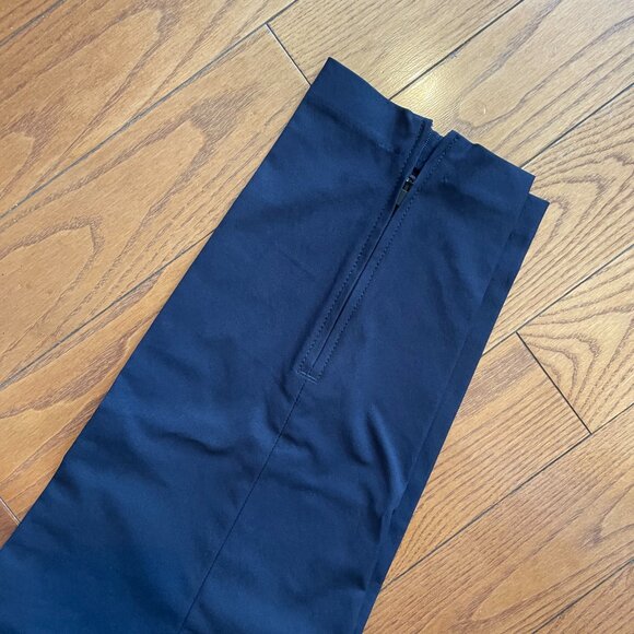 Men's Banana Republic Hybrid Trouser 32R - Picture 2 of 4